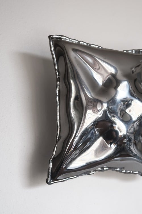 Crossed Sculpture - 15 x 15 cm