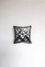 Crossed Sculpture - 15 x 15 cm